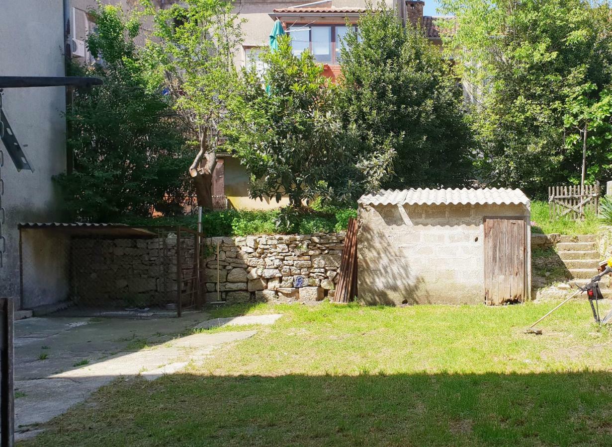 Apartman Kyra Πούλα Εξωτερικό φωτογραφία